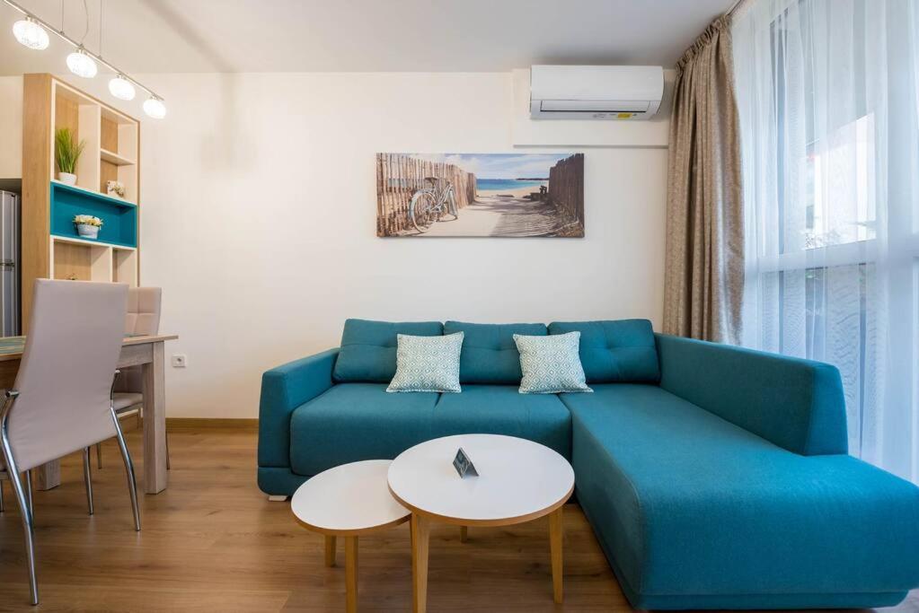 Labyrinth Apartment - Free Parking Space Included Varna Exterior photo